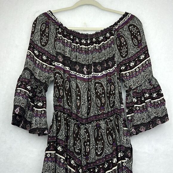 Forever 21 romper Size Small Floral Shorts Black Purple White Flowy Boho Sz M - Picture 11 of 12